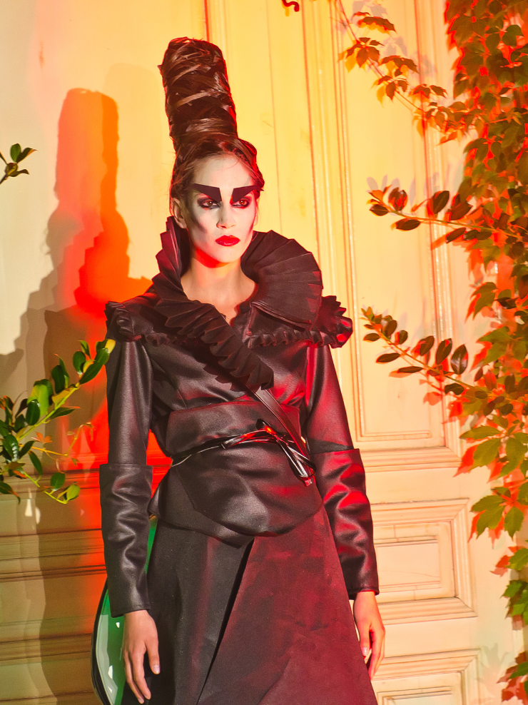 TNT Coat